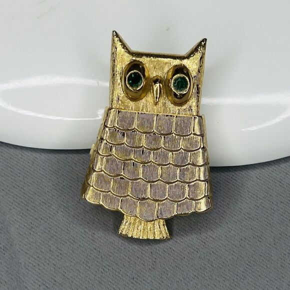 Vintage AVON OWL Solid Dry Perfume Brooch Gold Tone Green Rhinestone Eyes - Picture 5 of 8